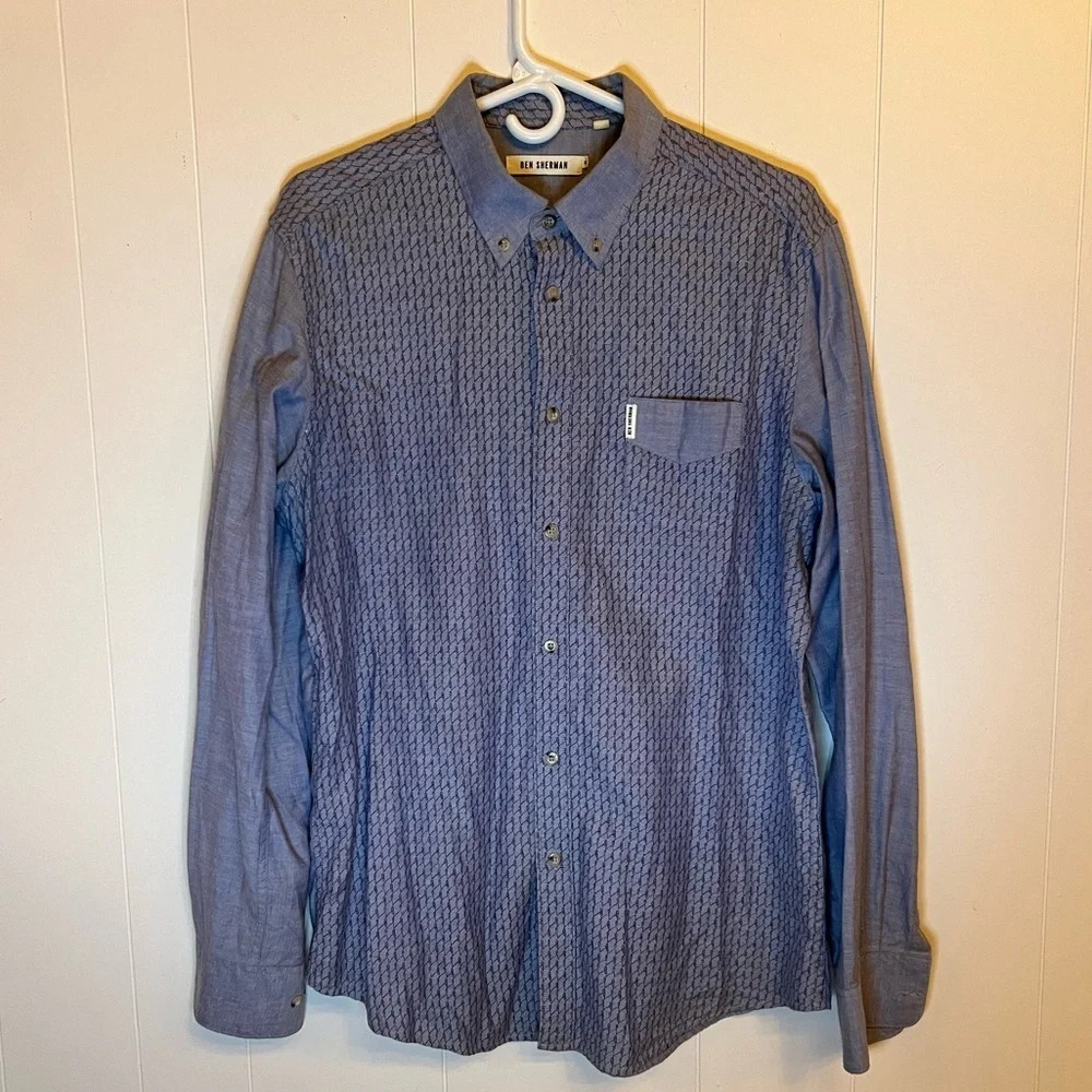 Men’s Ben Sherman Button Shirt 
EUC
Size XL
100% Cotton
